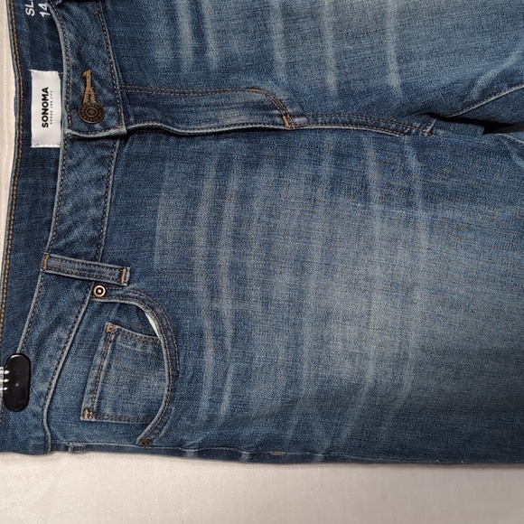 Sonoma Medium Light Wash Slim Straight Jeans Midrise Size 14 - Picture 4 of 7